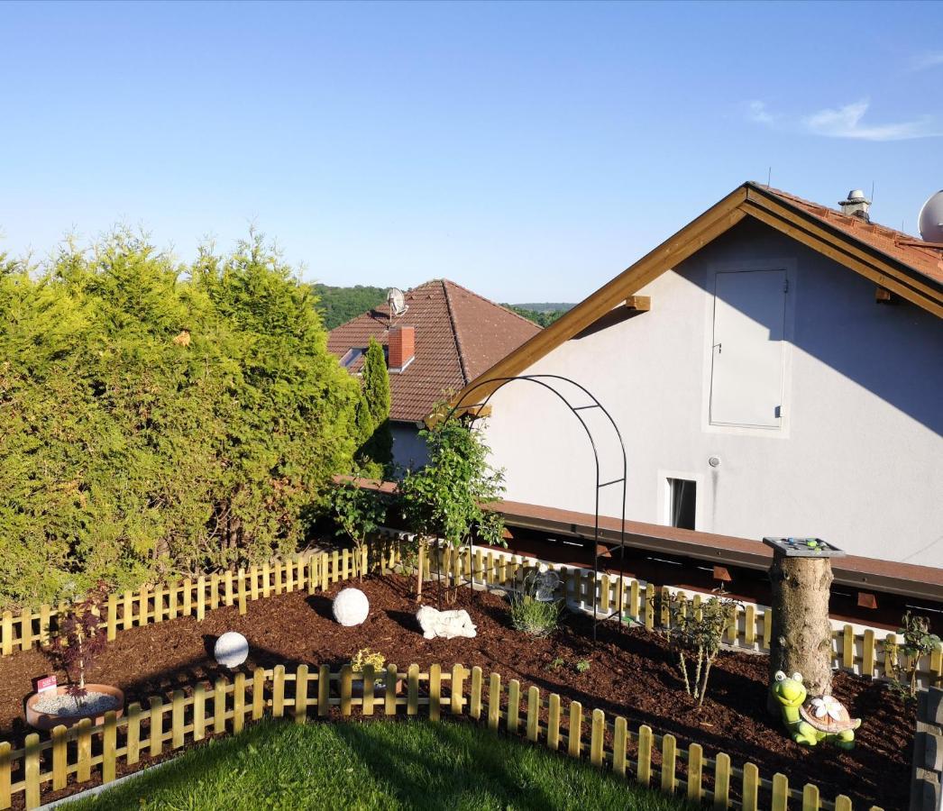 Ferienwohnung Familie Stuhr Staatz Exterior photo